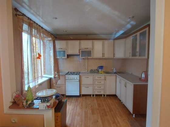 2-х комн. квартира Даманский, улучшенной планировки, ремонт. Кривой Рог