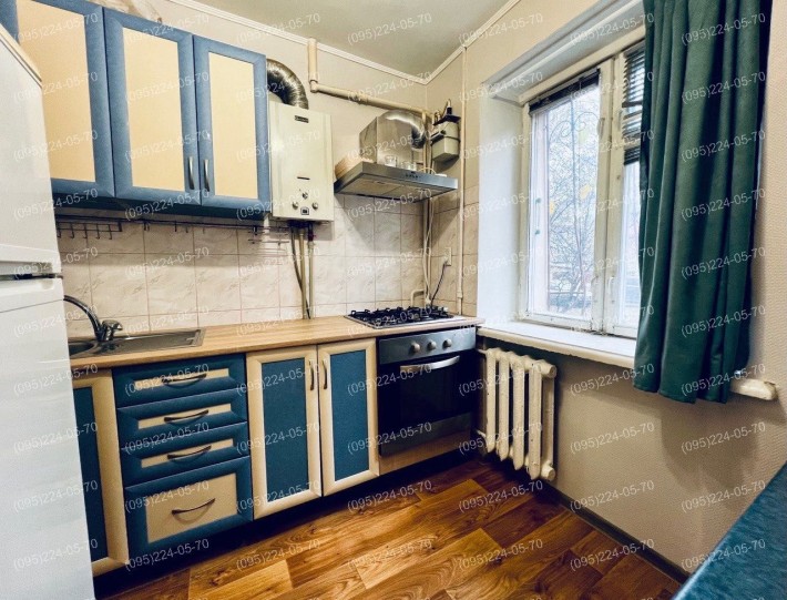 Продам гарним людям гарну квартира в гарному районі міста, без комісії - фото 1