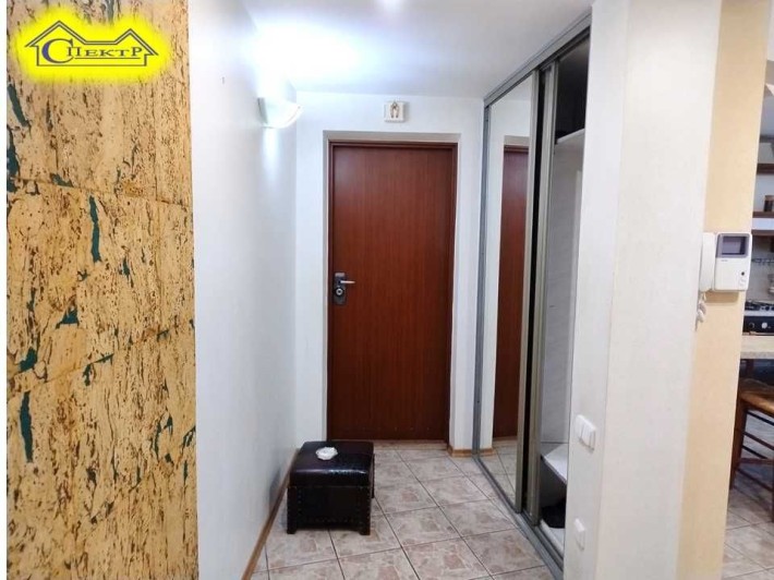 3 кім 6поверх 97кв.м. 8-а лікарня 3 балкони кухня студія Євідновлення - фото 1