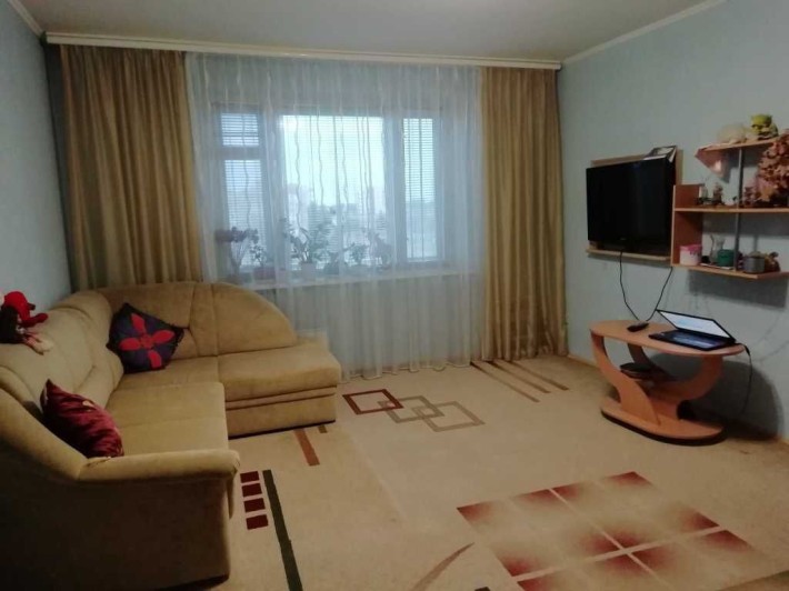 Продам 1к квартиру, цегла, з ремонтом, 37кв.м. р-н ДКПТК - фото 1