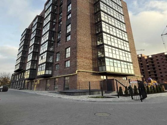 Велика квартира в новобудові — роби дизайн під себе! Полтава