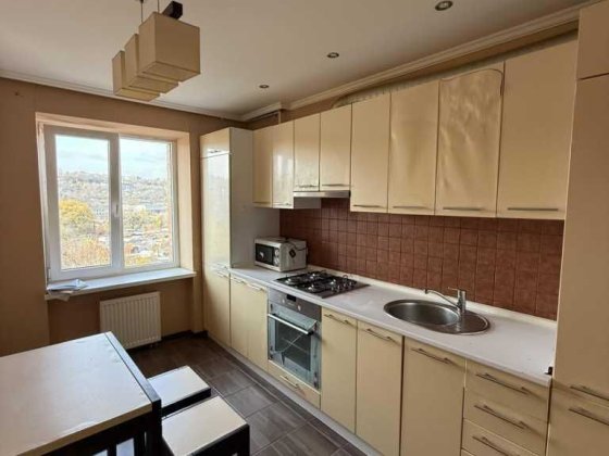 Однокімнатна на Подолі в цегляній новобудові з котлом  І КОД 44984 Полтава