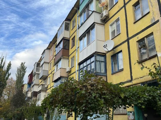 Продаж. Ватутіна 46, Федора Караманиць, поряд Уфімська і Світанок, Кривий Ріг