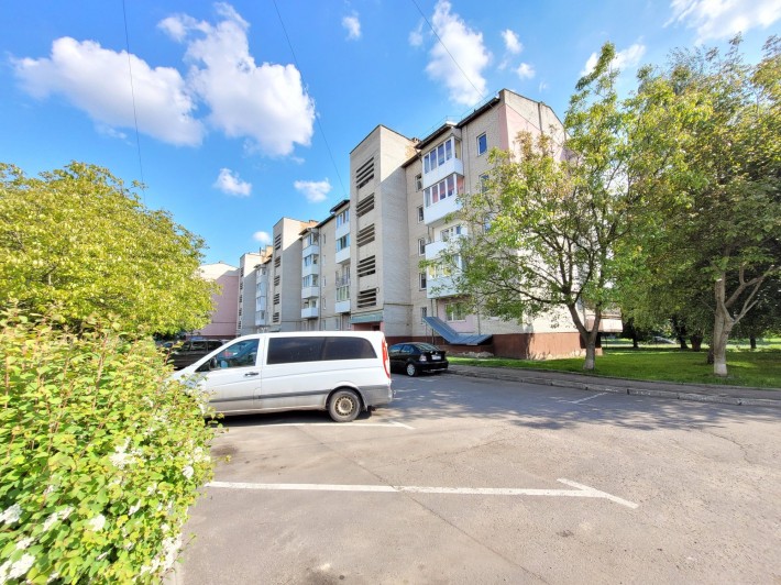 3к."ЧЕШКА" 2005 року здачі!, 2/5ц, 70м2, Ремонт косм.! не кутова! - фото 1