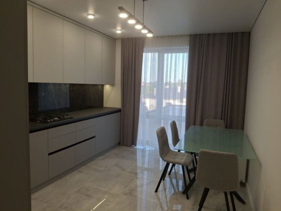 Продаж 1 кімнатеої квартири в ЖК на Щасливому Рівне