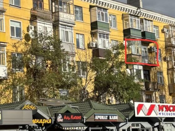 Продам в центрі міста 3-х кімнатну квартиру Полтава