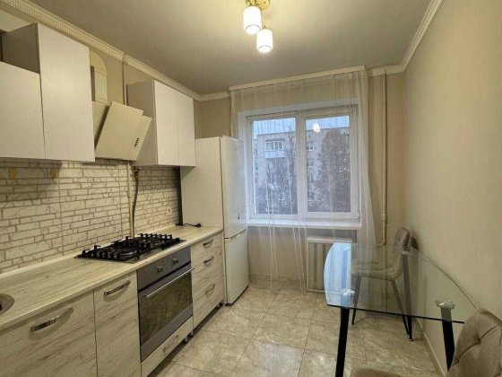 Двокімнатна квартира С.Крушельницької  р-н Покровського  66500 Ровно