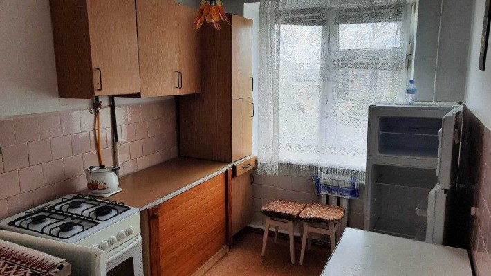 Продаж 2-х кімнатної квартири в затишному районі міста - фото 1