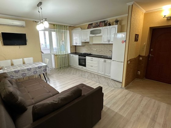 Продаж 2к в новобудові з ремонтом центр міста по вул.Соборності Полтава