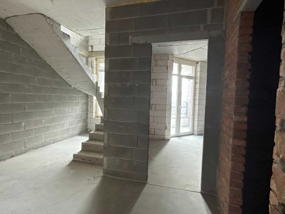 2-рівнева 79м² Є гардероб, 2 лоджії. Індив. газове опалення. єОселя Ірпінь