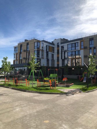 Продам 2 -х кімнатну квартиру - фото 1