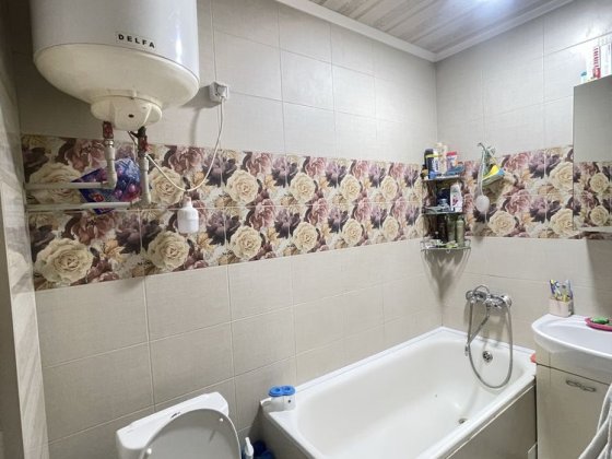 Свіженька однокімнатна квартира біля Автовокзалу! Ровно