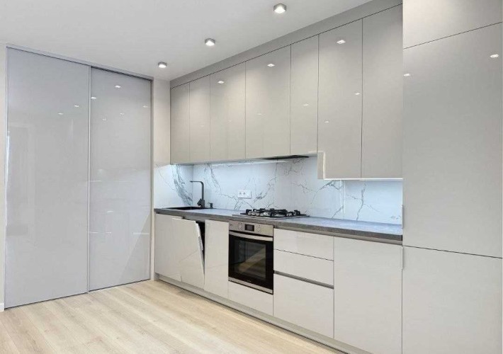 1-кімнатна ЖК,,На Щасливому "46м кв. З гардеробною! - фото 1