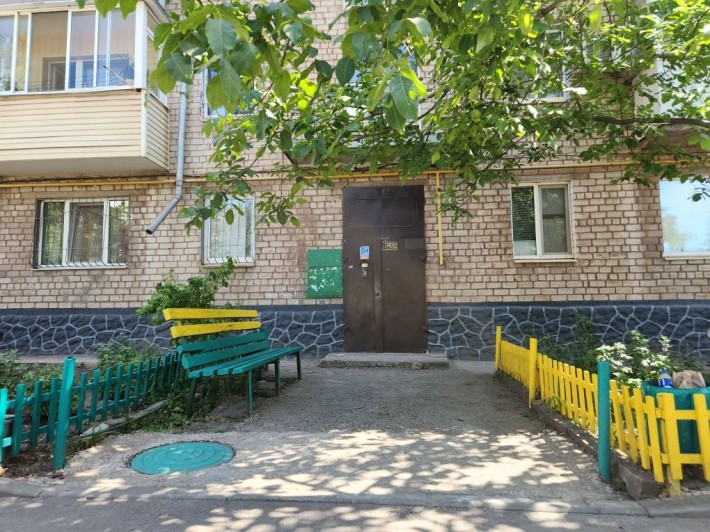 Продам  2х кімнатну квартиру, Соцмісто, Соцгород, пр-т Металургів - фото 1