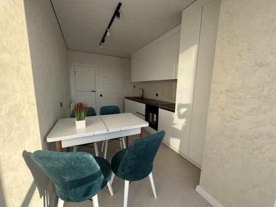 Продам 1-кімнатну квартиру . Новобудова . Район  Чайка Ровно