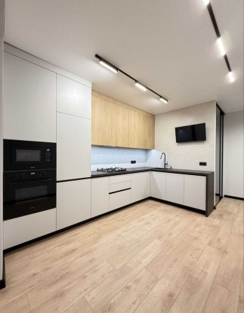 1-Кімнатна «На Щасливому» Є Все! Укомплектована квартира! Гардероб. - фото 1