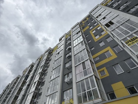 1-кімнатна на Пелюстковому, в зданому будинку, без податків! Полтава