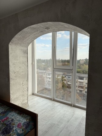 Продам 2-кімнатну квартиру-студію з євроремонтом Автовокзал Кривий Ріг - фото 1