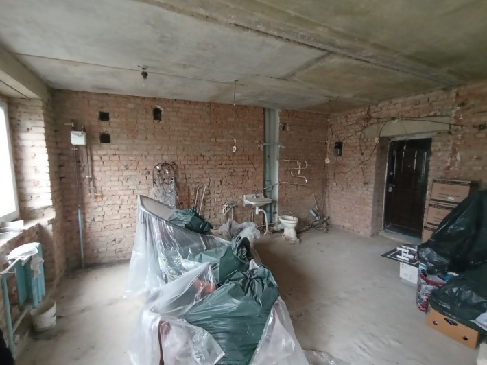 Продаж 1 кімнатної квартири в центральному районі Сум під Ваш ремонт. - фото 1