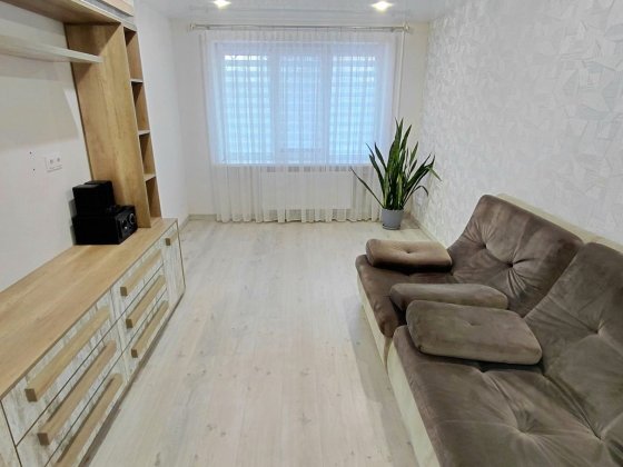 2 кімнатна квартира уже з ремонтом. Суми