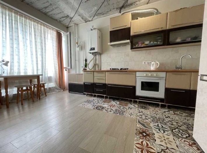 Продам 1 кімнатну квартиру з ремонтом, меблями та технікою. Оф 2% - фото 1