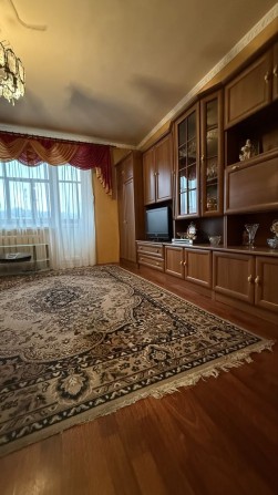 Поділ 3 кімнатна Цегла Можливо під програму - фото 1