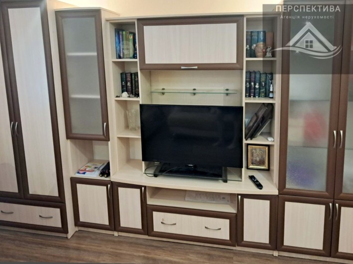 Центр, р-н вул. Британська/ Горького - фото 1