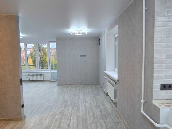 Поділ  В продажу однокімнатна квартира чеського планування Полтава