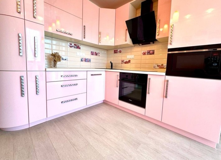 БЕЗ КОМІСІЇ, 2к квартира з терасою і РЕМОНТОМ, Сертифікат ТАК - фото 1