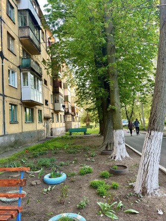 3-х 17 квартал, 3/5, 3 буд  від дороги, тепла, під ремонт - фото 1