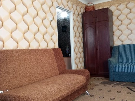 Продам 1 комнатную квартиру на,,Світанке" 2 этаж Кривой Рог