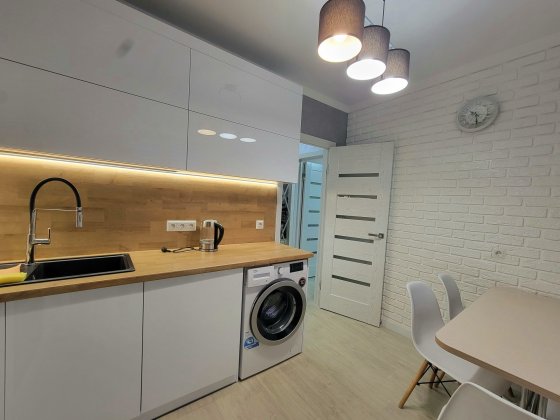 3 комнатная Карачуны ул. Алмазная, 27 Кривой Рог