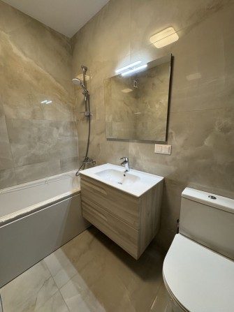 Двокімнатна квартира на Щасливому - фото 1