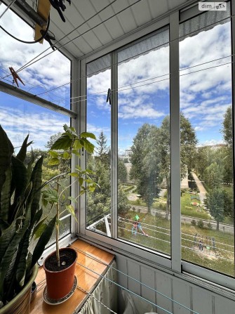 Продаж 3 кімнатної з ао, мікрорайон Сонячний - фото 1