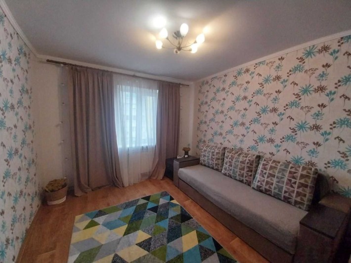 Продажа однокомнатной новостройки с ремонтом - фото 1