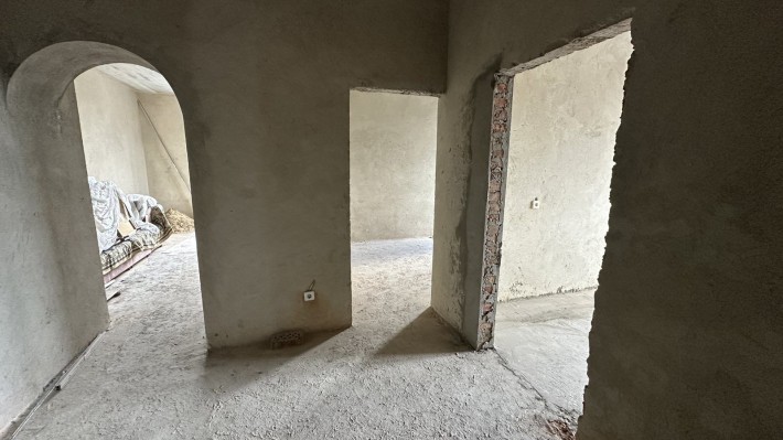 Продається трикімнатна квартира район Канада. - фото 1