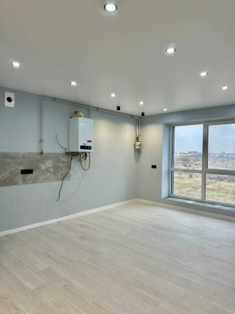 Однокімнатна квартира на Щасливому в новому будинку - фото 1