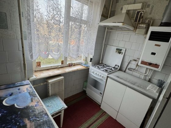 Продаж квартири район маг. Океан Полтава