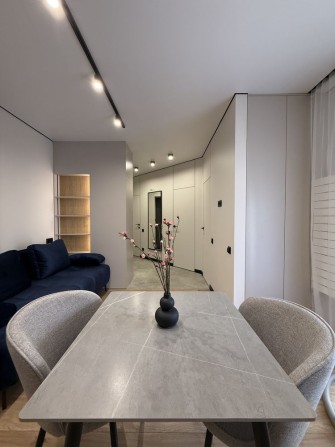 Неймовірна квартира євро 2к з дизайнеоським ремонтом! - фото 1