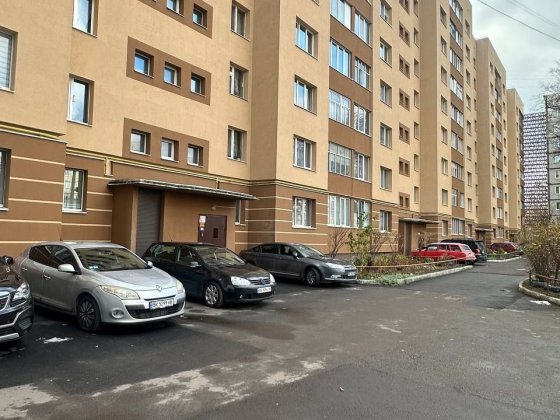 Продам 3-кімнатну квартиру, район Автовокзалу Рівне