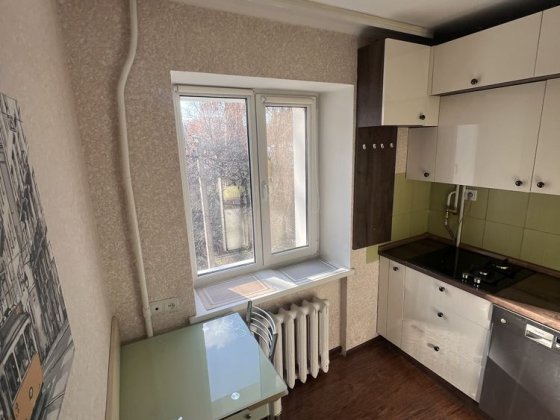 Двокімнатна квартира з ремонтом! Ровно