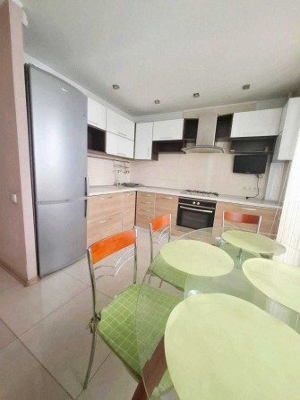 Продаж просторої квартири пр. Свободи. А/О. Сертифікат! - фото 1