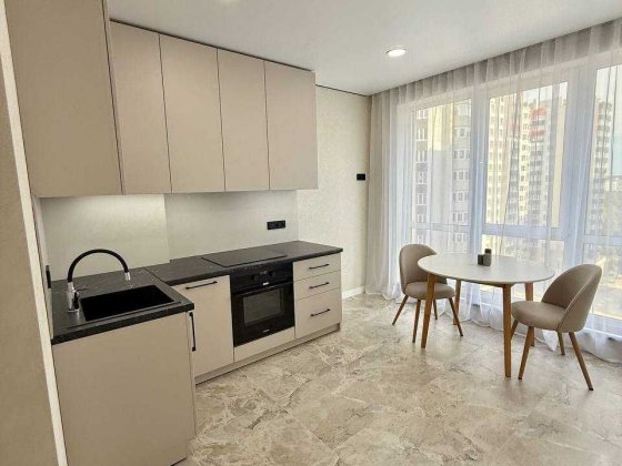 НОВЕНЬКА Євро 2кк в сучасному ЖК, Мінім.оформл, Швидкий виїзд на Київ Ирпень