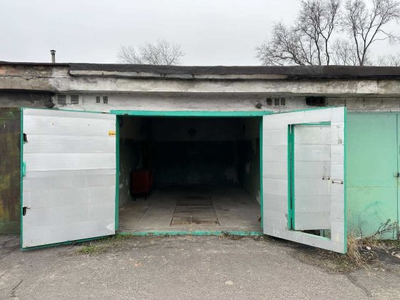 ПРОДАМ гараж, центр міста Каменское