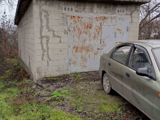 Продам большой вместительный гараж Кам'янське