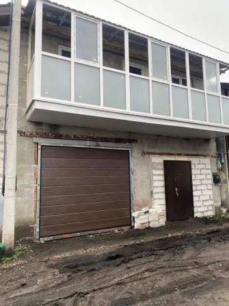 Продам двоповерховий гараж - фото 1