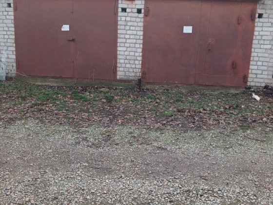 Гараж в городе возле парка «Дружба» Лозова