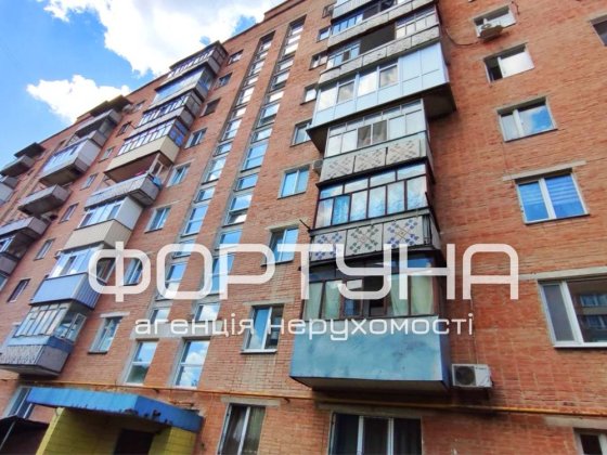 Цегла, 1-кім 35м2, жилий стан! Полтава