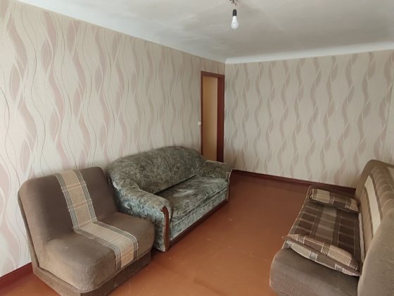 Київська площа (Зигіна) трикімнатна квартира Полтава