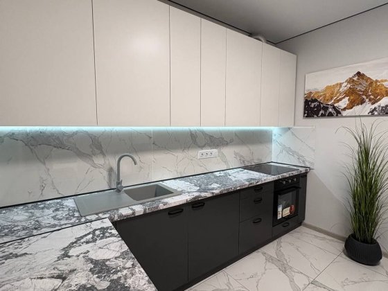 # Ексклюзивна квартира з дизайнерським ремонтом! Ровно